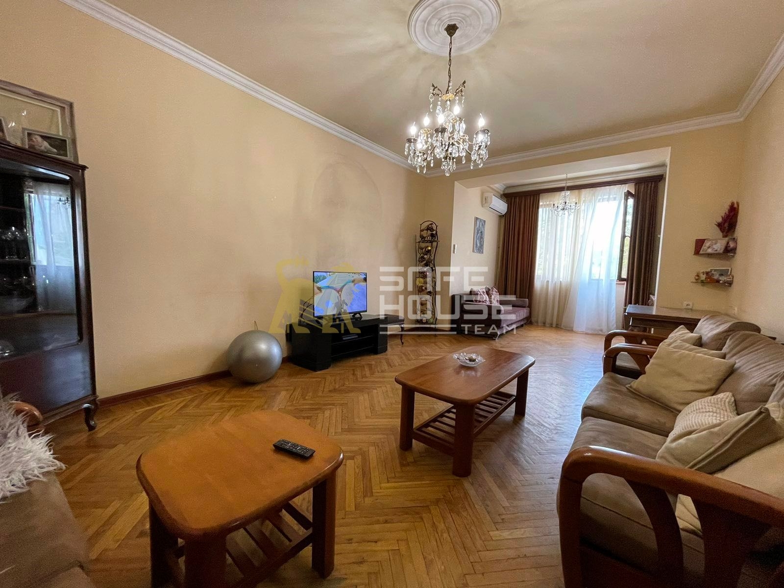 Վաճառքի 3 սենյականոց բնակարան