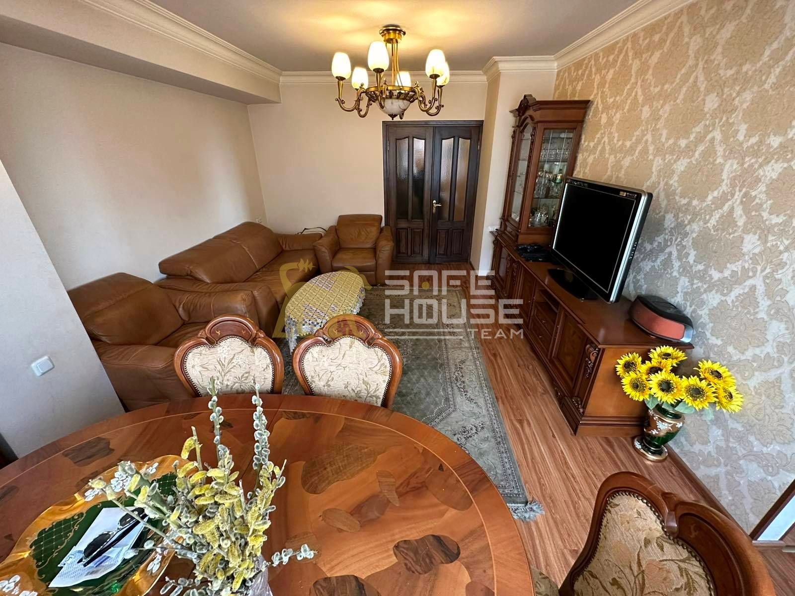 Վաճառքի 3 սենյականոց բնակարան