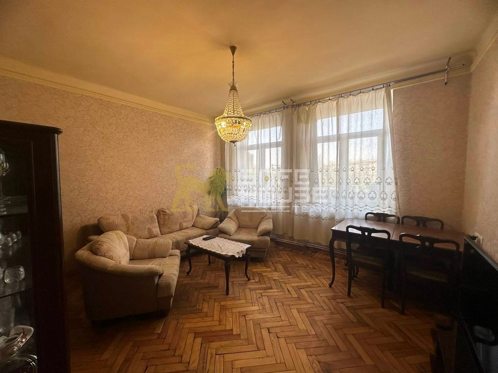 Վաճառքի 3 սենյականոց բնակարան