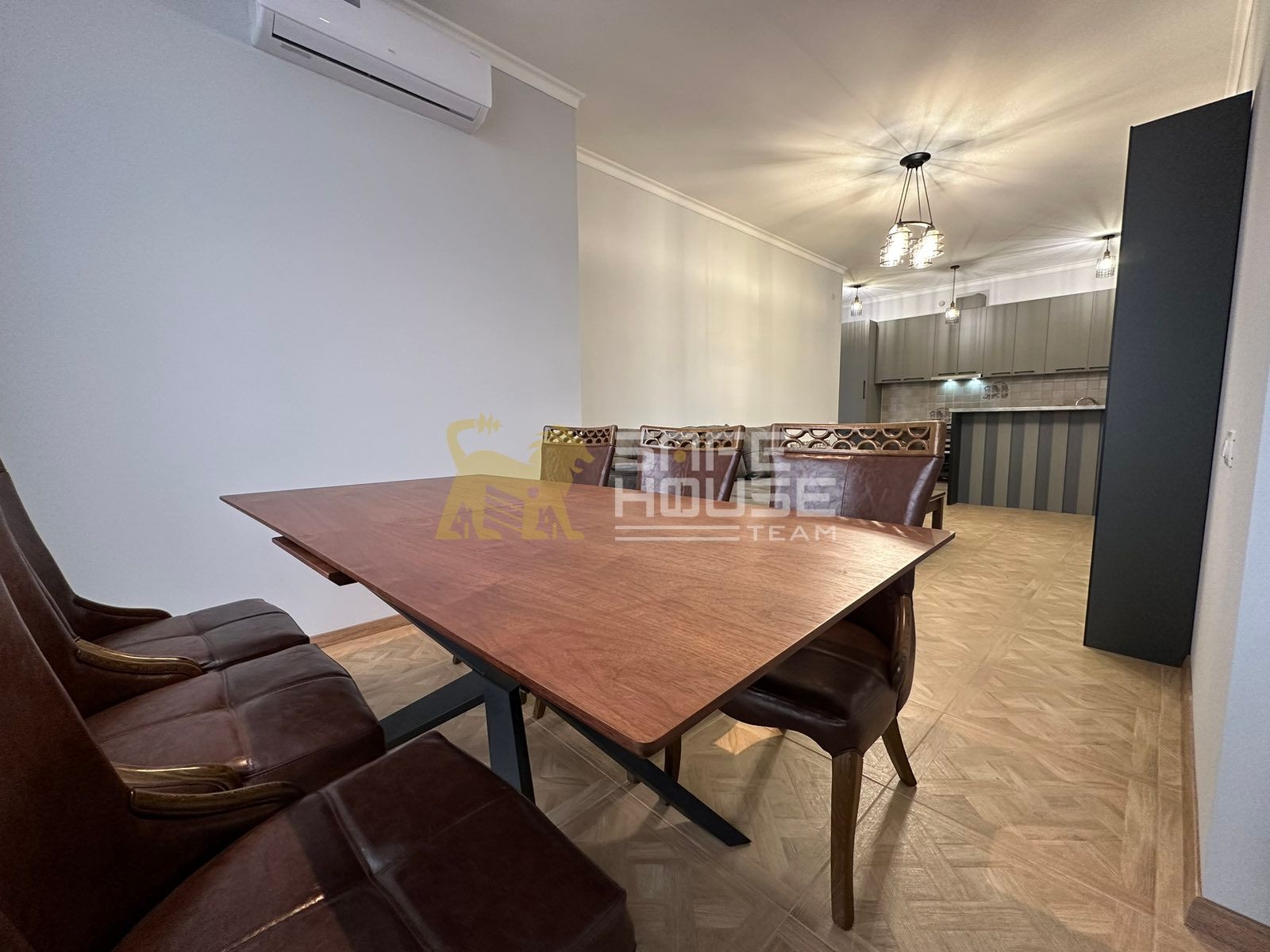 Վարձակալության 2 սենյականոց բնակարան