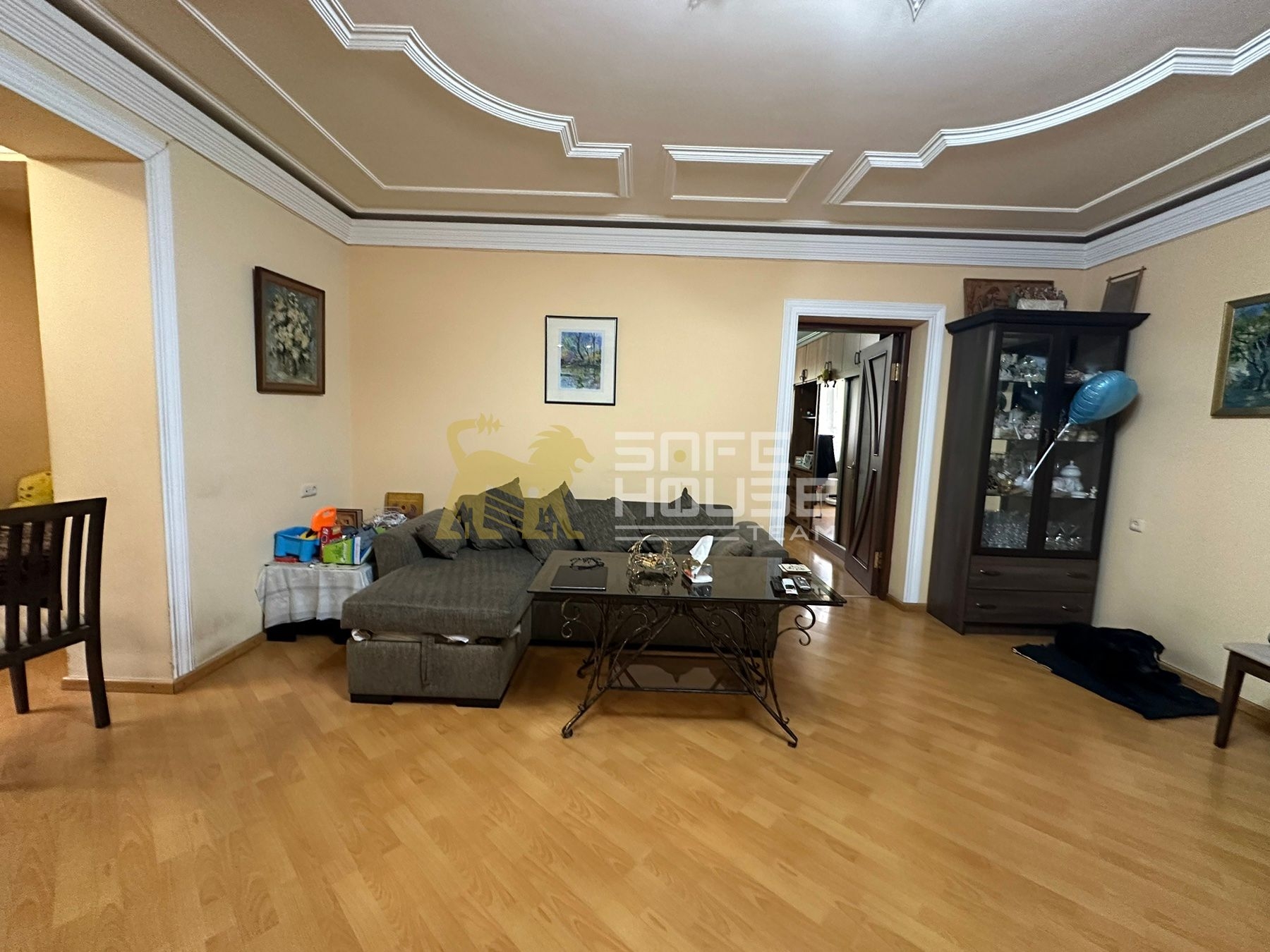 Վաճառքի 3 սենյականոց բնակարան