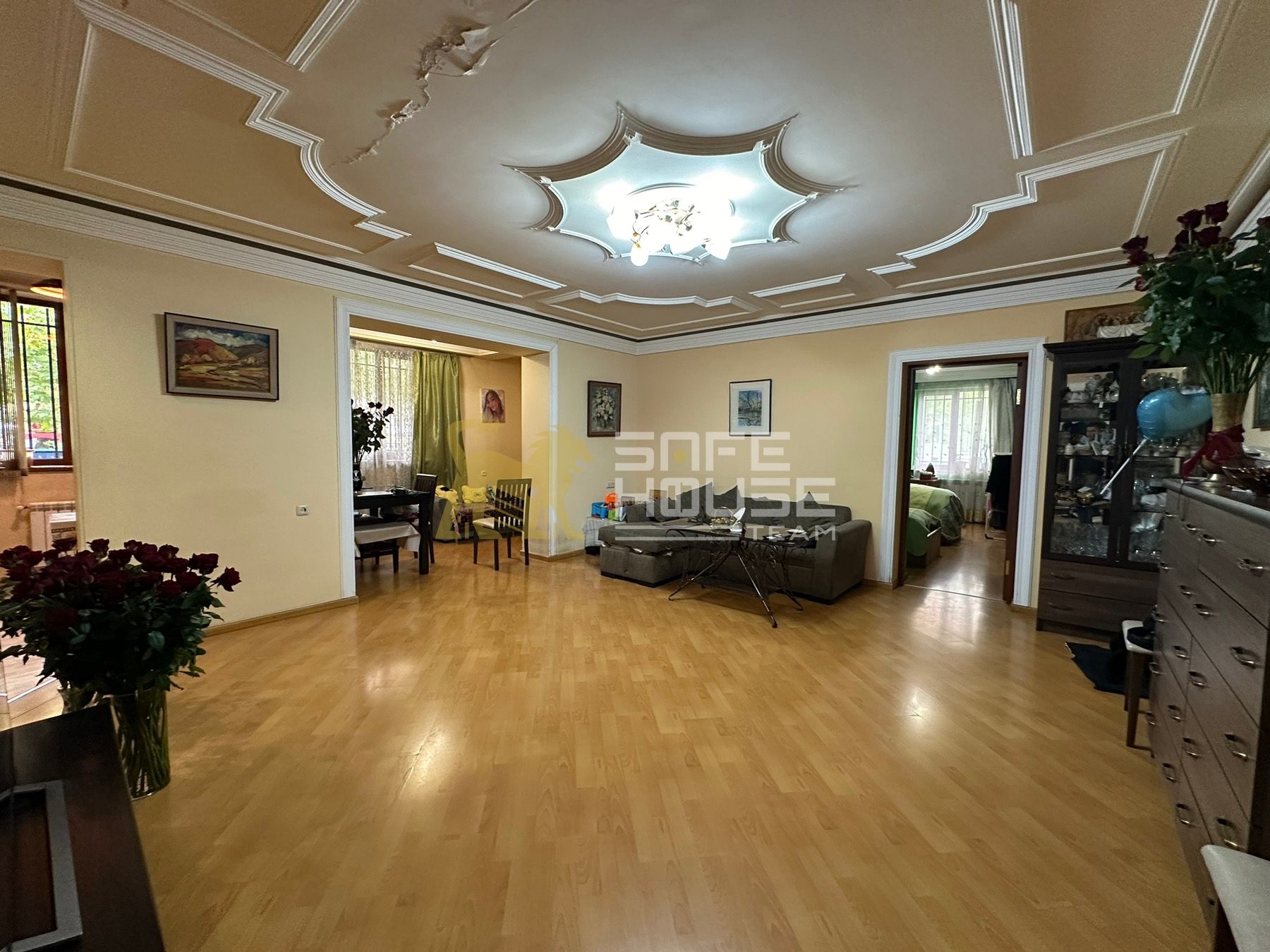 Վաճառքի 3 սենյականոց բնակարան
