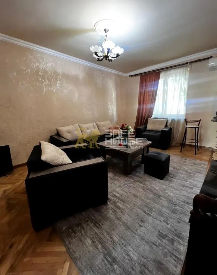 Վաճառքի 2 սենյականոց բնակարան