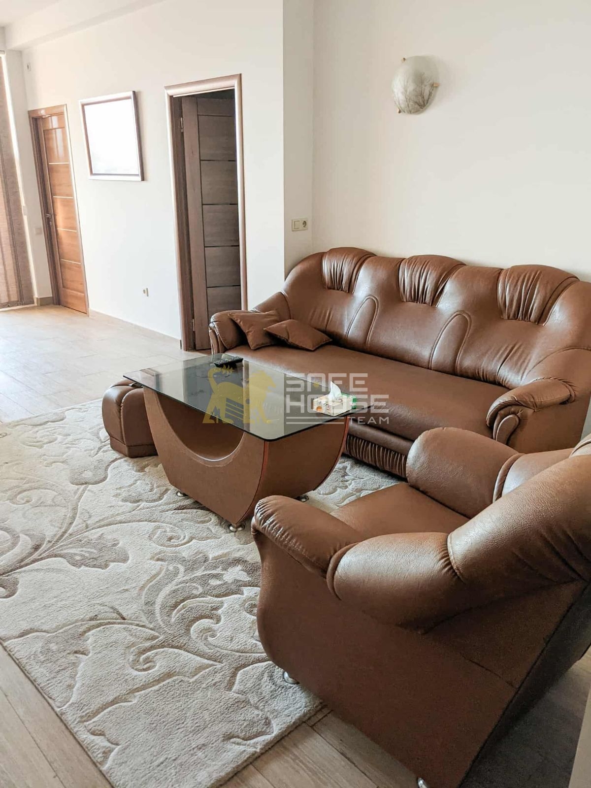 Վաճառքի 3 սենյականոց բնակարան 