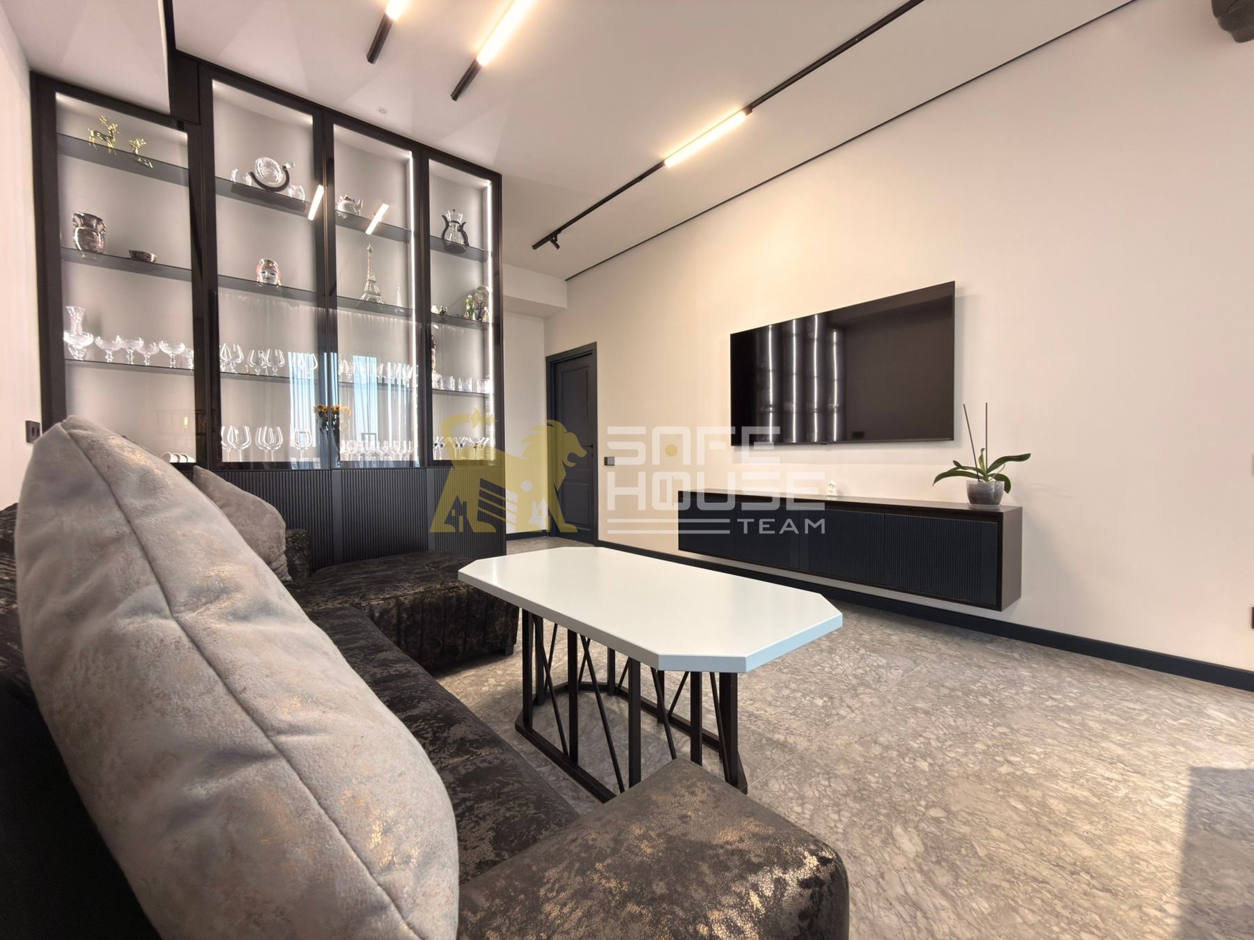 Վաճառքի 2 սենյականոց բնակարան