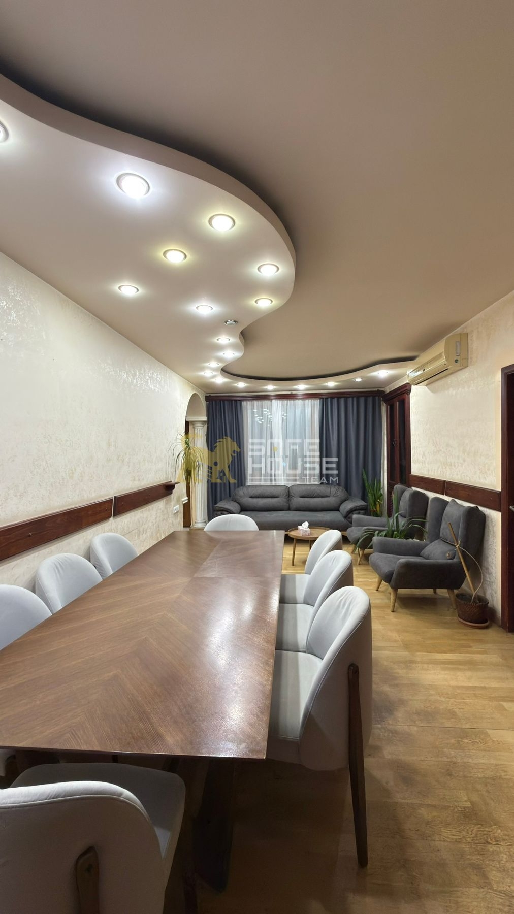 Վաճառքի 4 սենյականոց բնակարան