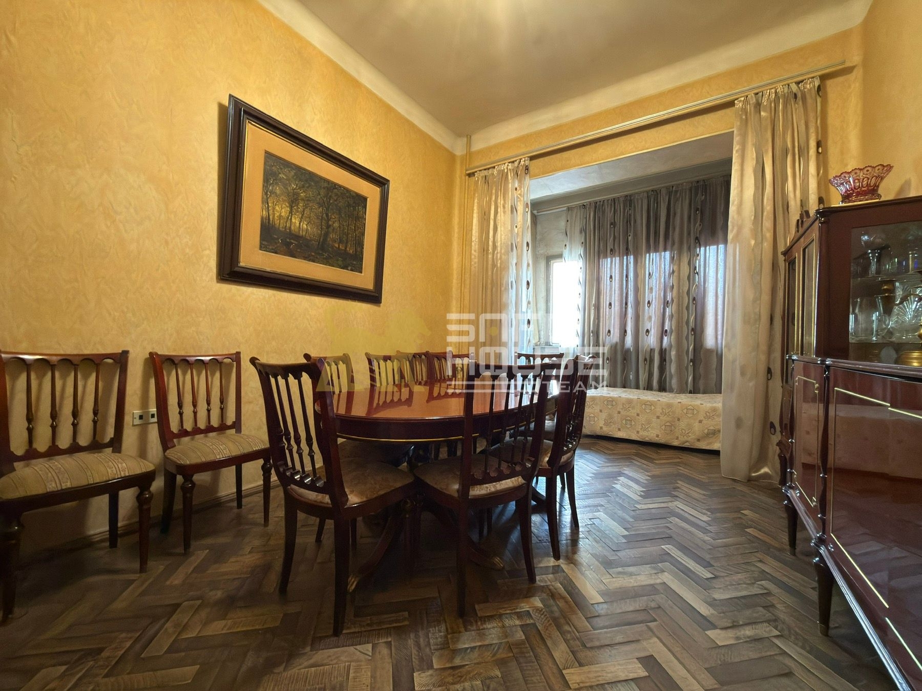 Վաճառքի 3 սենյականոց բնակարան 