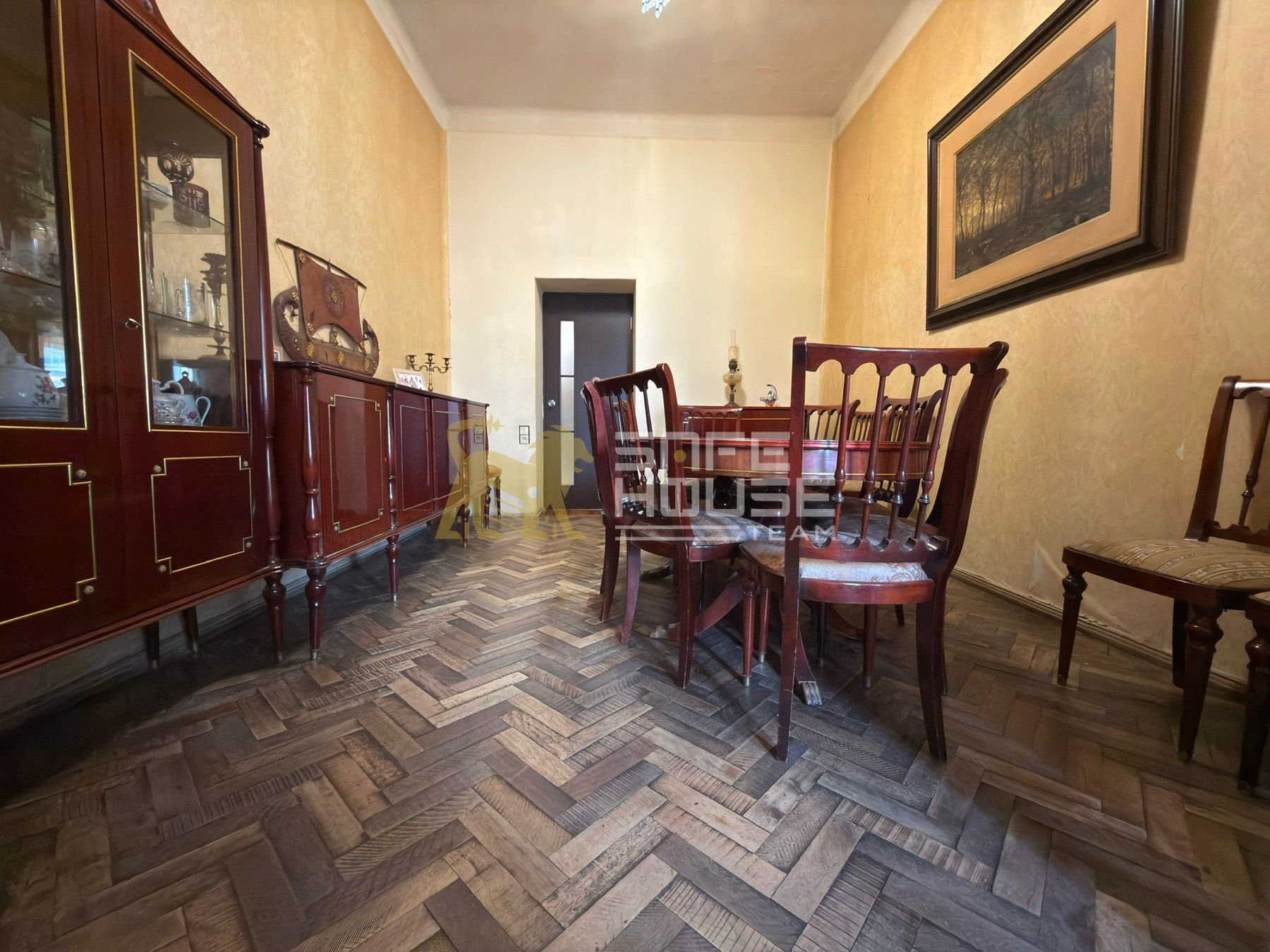 Վաճառքի 3 սենյականոց բնակարան 