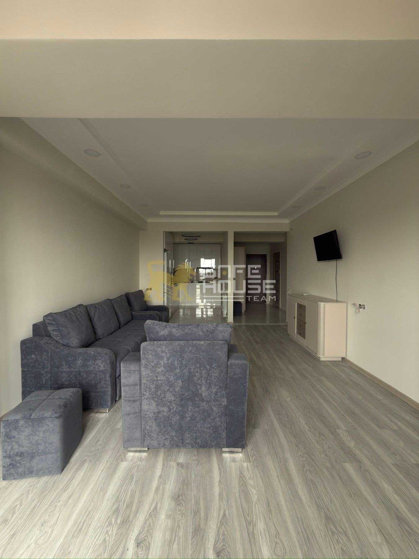 Վաճառքի 2 սենյականոց բնակարան 