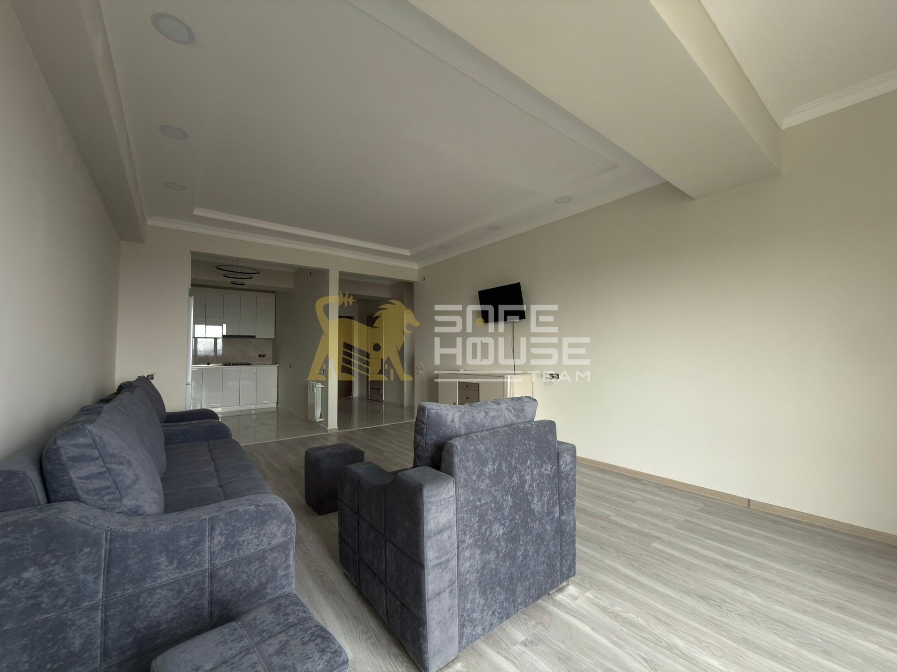 Վաճառքի 2 սենյականոց բնակարան 