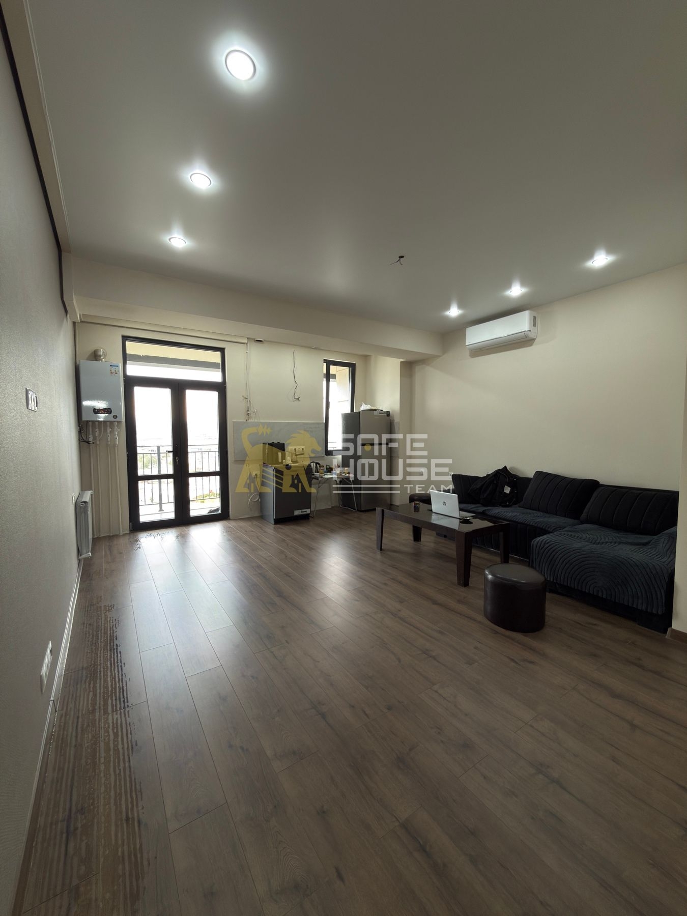 Վաճառքի 2 սենյականոց բնակարան 