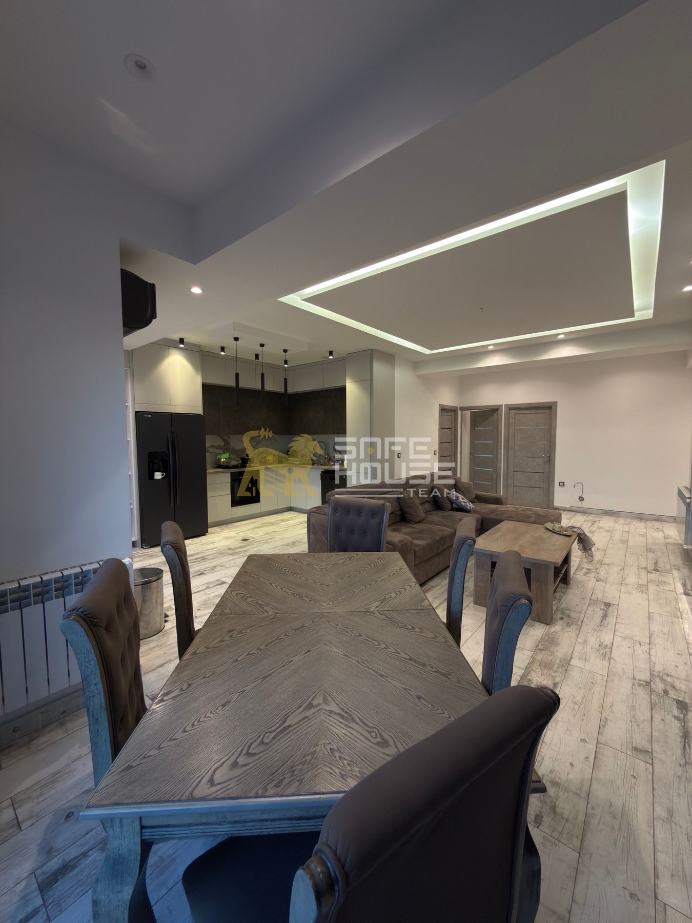 Վաճառքի 3 սենյականոց բնակարան