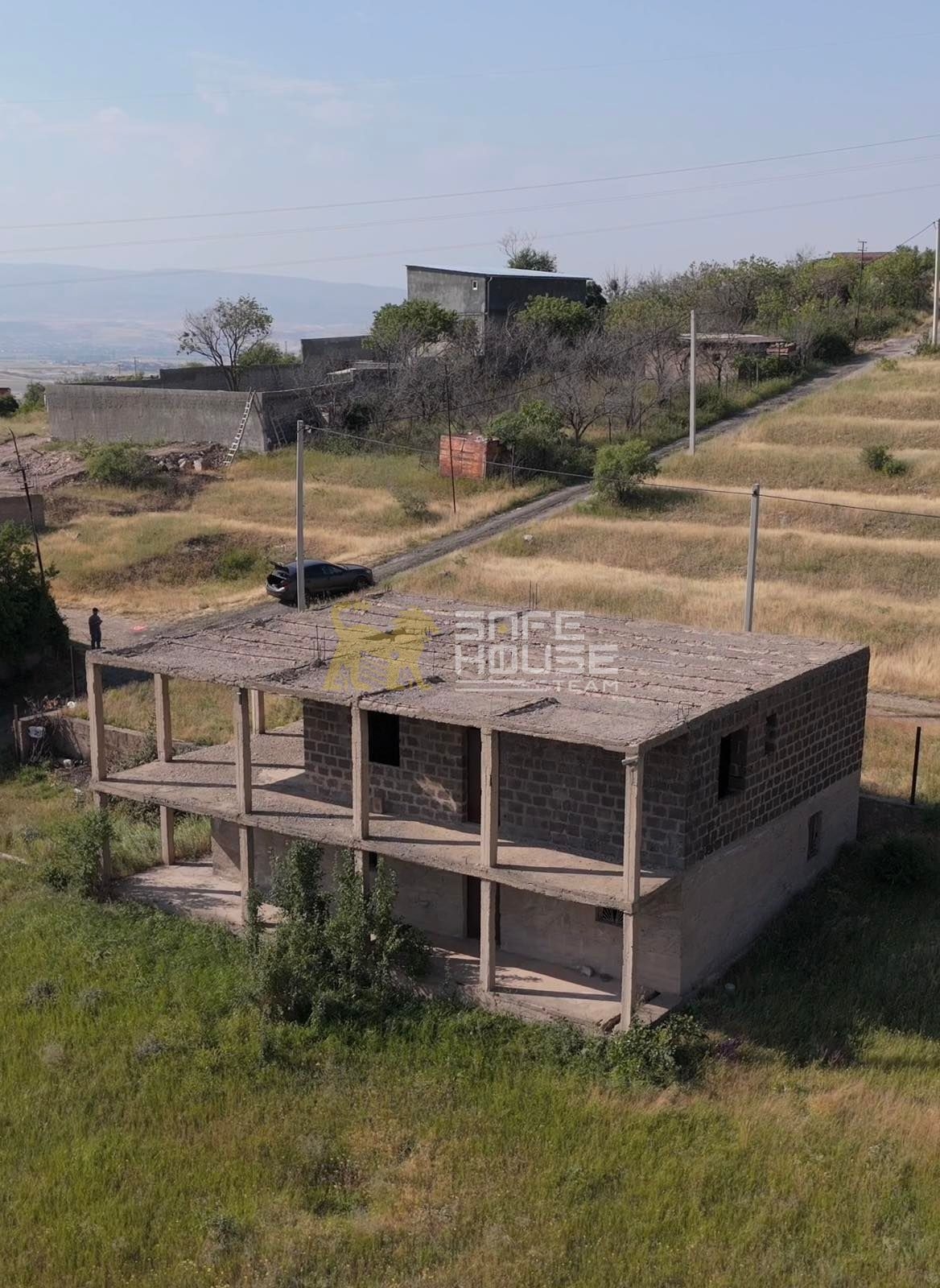 Վաճառքի հողատարածք