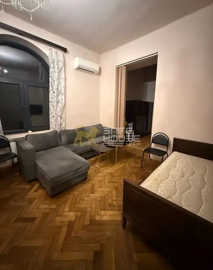 Վարձակալության 3 սենյականոց բնակարան