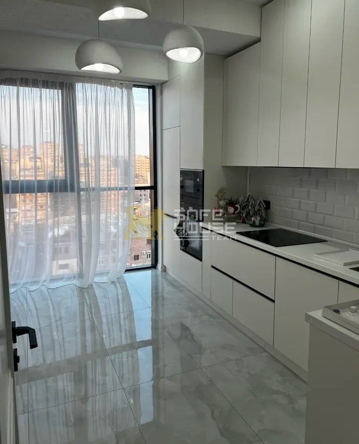 Վարձակալության 3 սենյականոց բնակարան