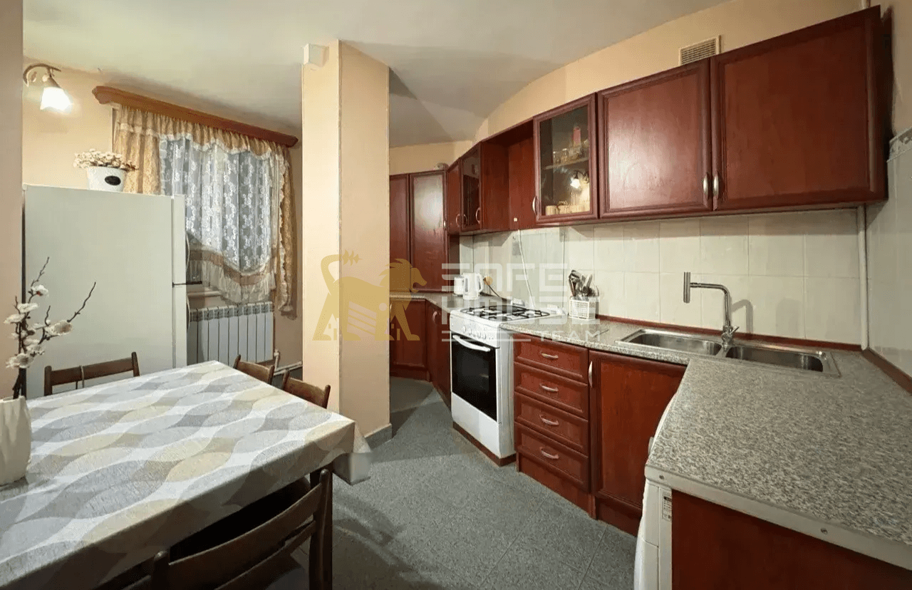 Վարձակալության 2 սենյականոց բնակարան