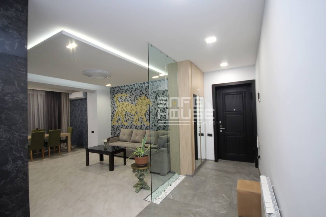 Վարձակալության 3 սենյականոց բնակարան