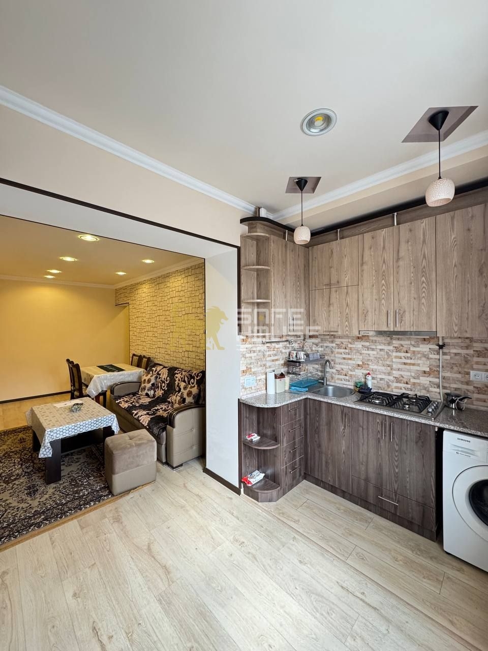 Վարձակալության 4 սենյականոց բնակարան