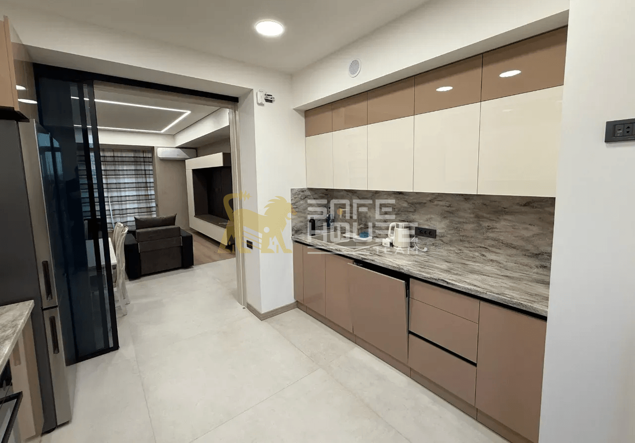 Վարձակալության 3 սենյականոց բնակարան