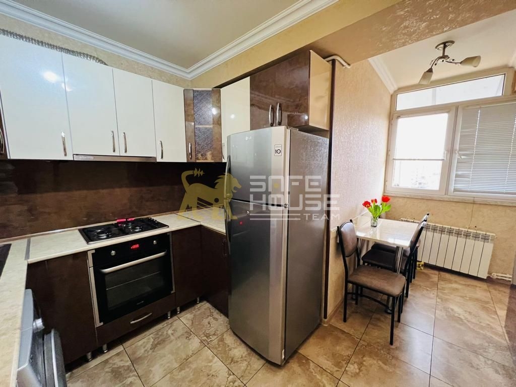 Վարձակալության 4 սենյականոց բնակարան