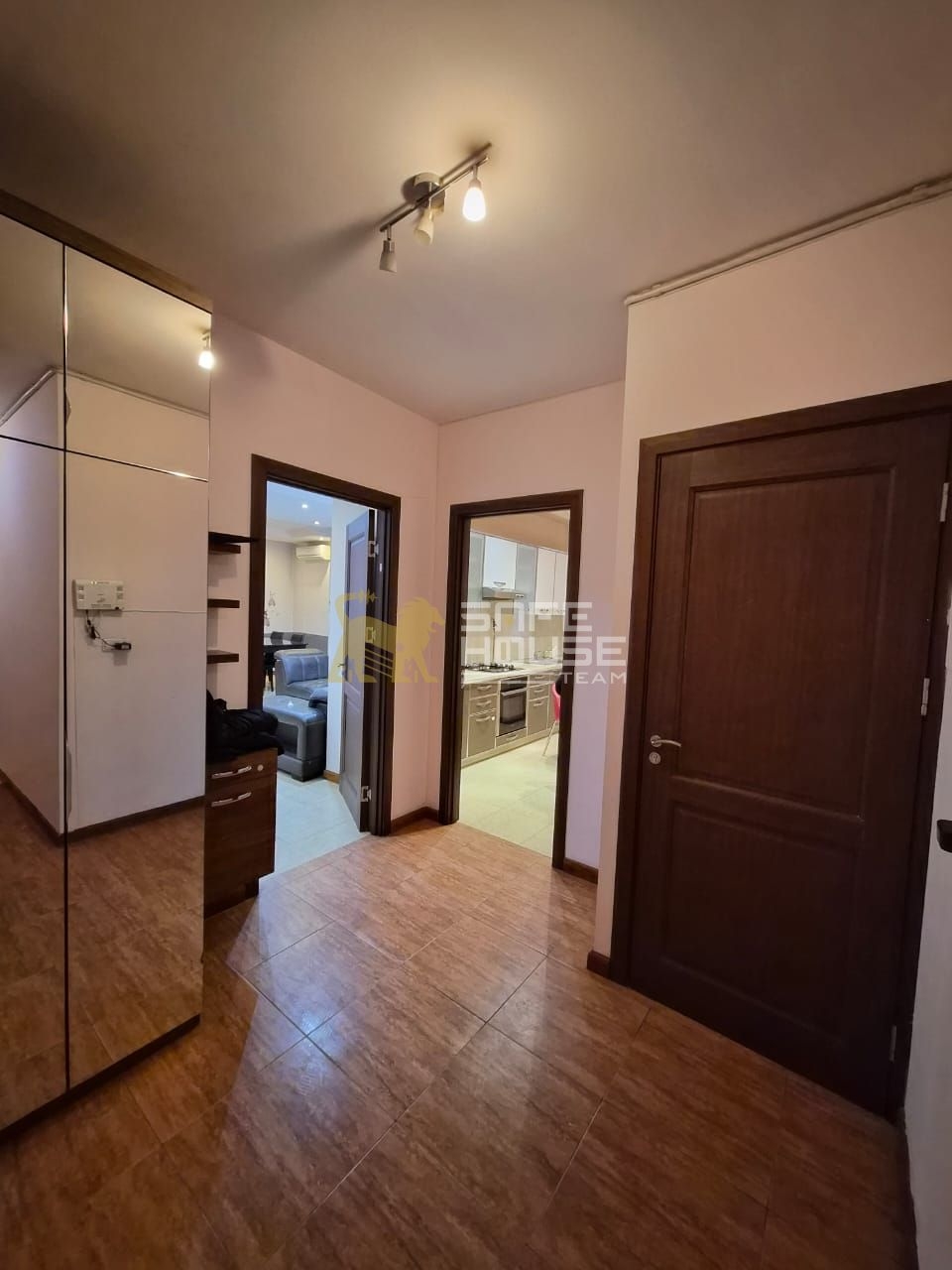 Վարձակալության 2 սենյականոց բնակարան