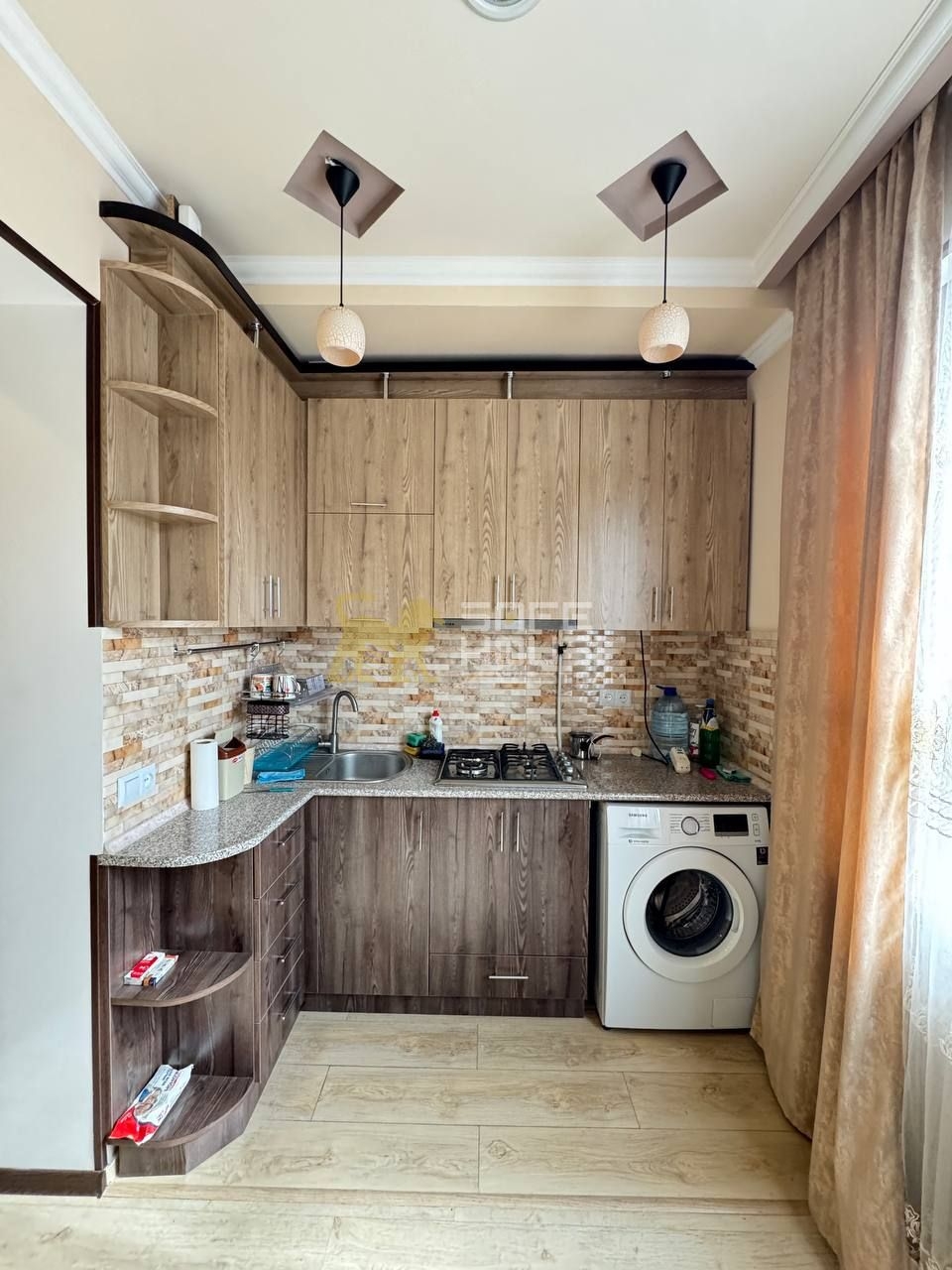 Վարձակալության 4 սենյականոց բնակարան