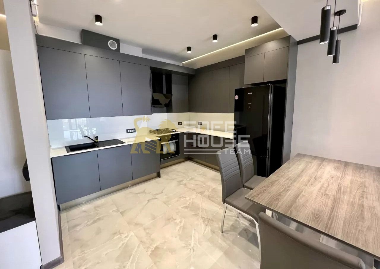 Վարձակալության 3 սենյականոց բնակարան