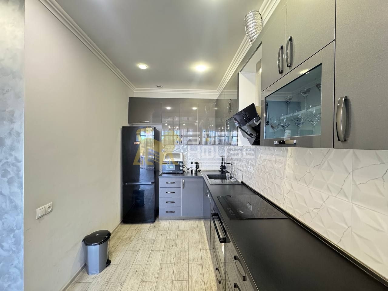 Վաճառքի 2 սենյականոց բնակարան 