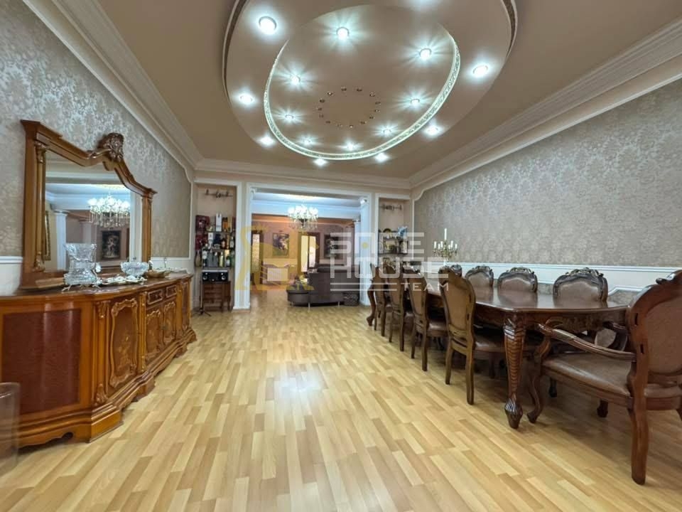Վաճառքի բնակարան Կենտրոնում 
