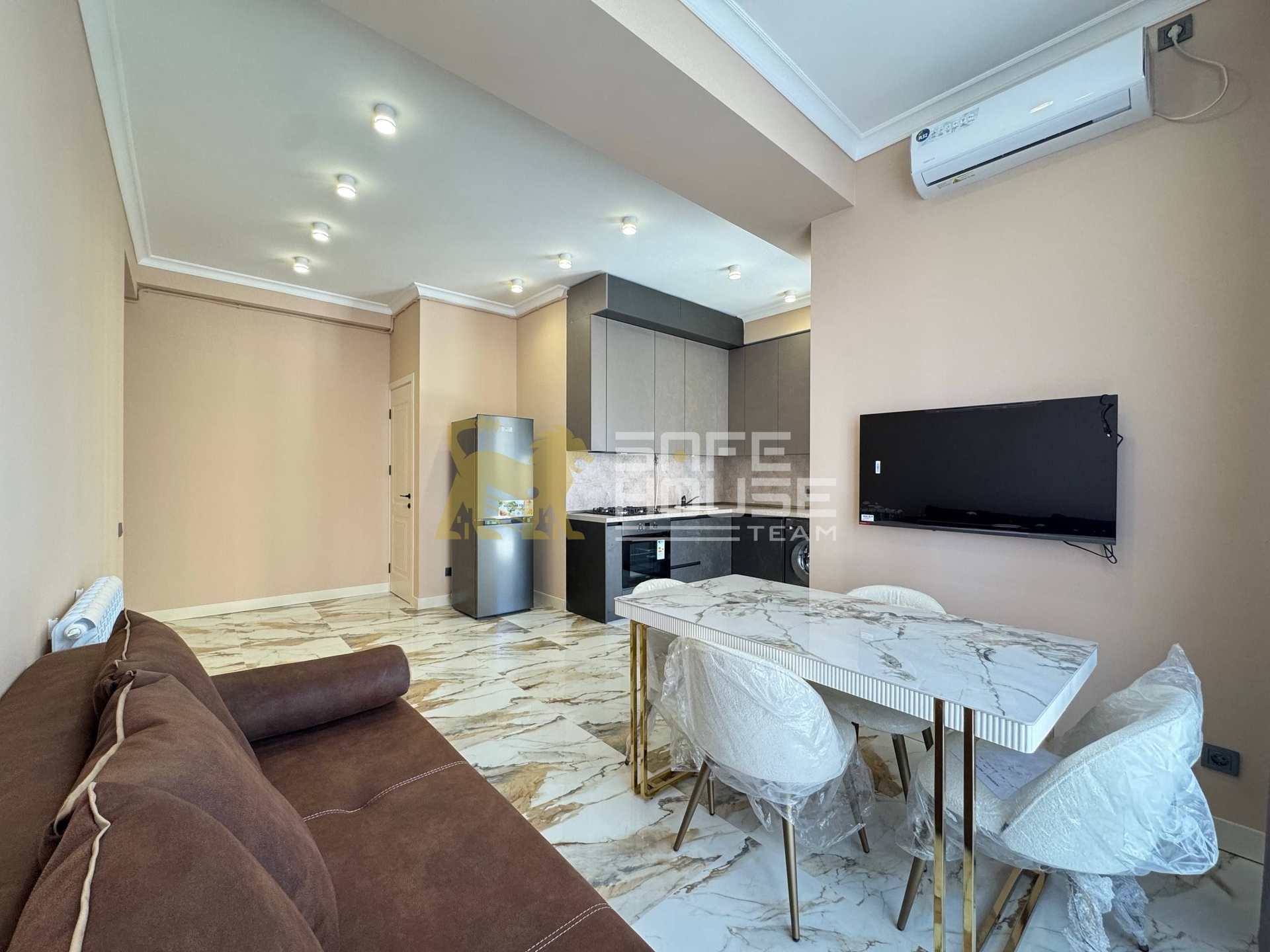 Վարձակալության 2 սենյականոց բնակարան