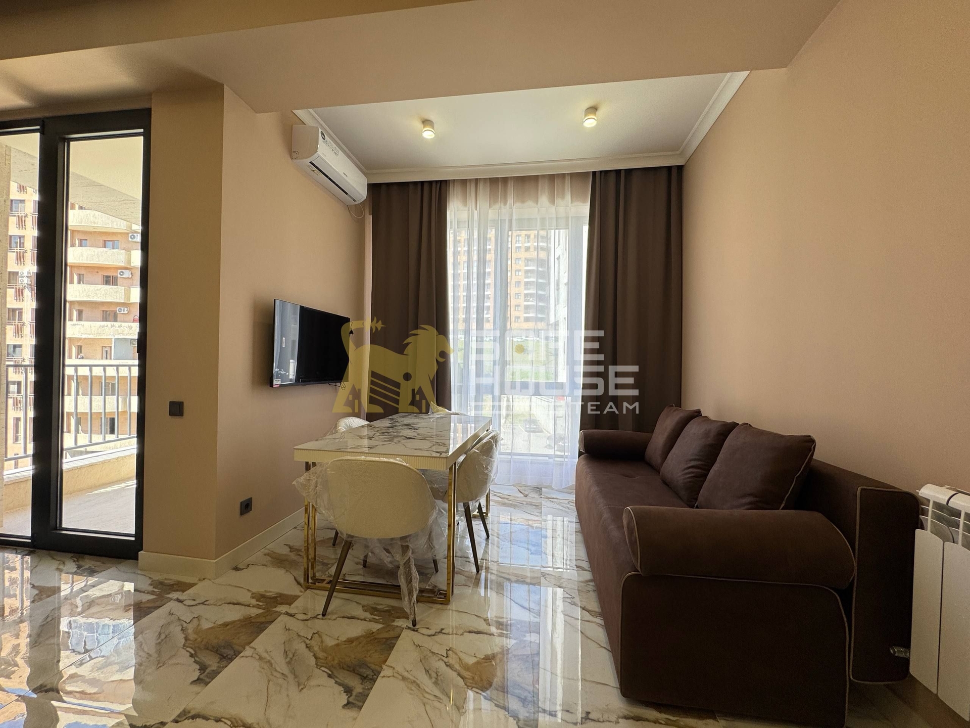 Վարձակալության 2 սենյականոց բնակարան