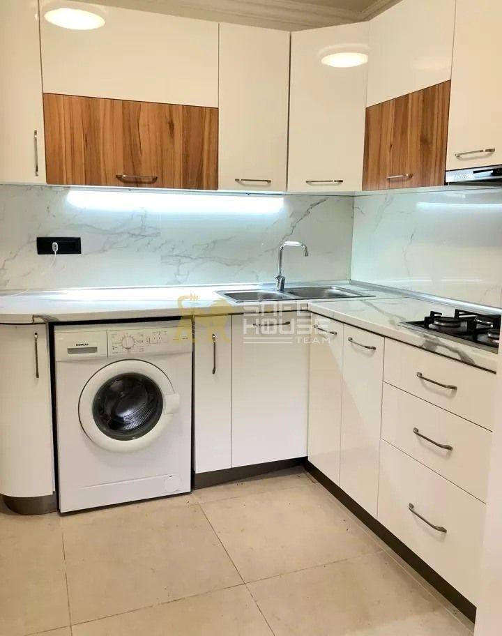 Վարձակալության 3 սենյականոց բնակարան