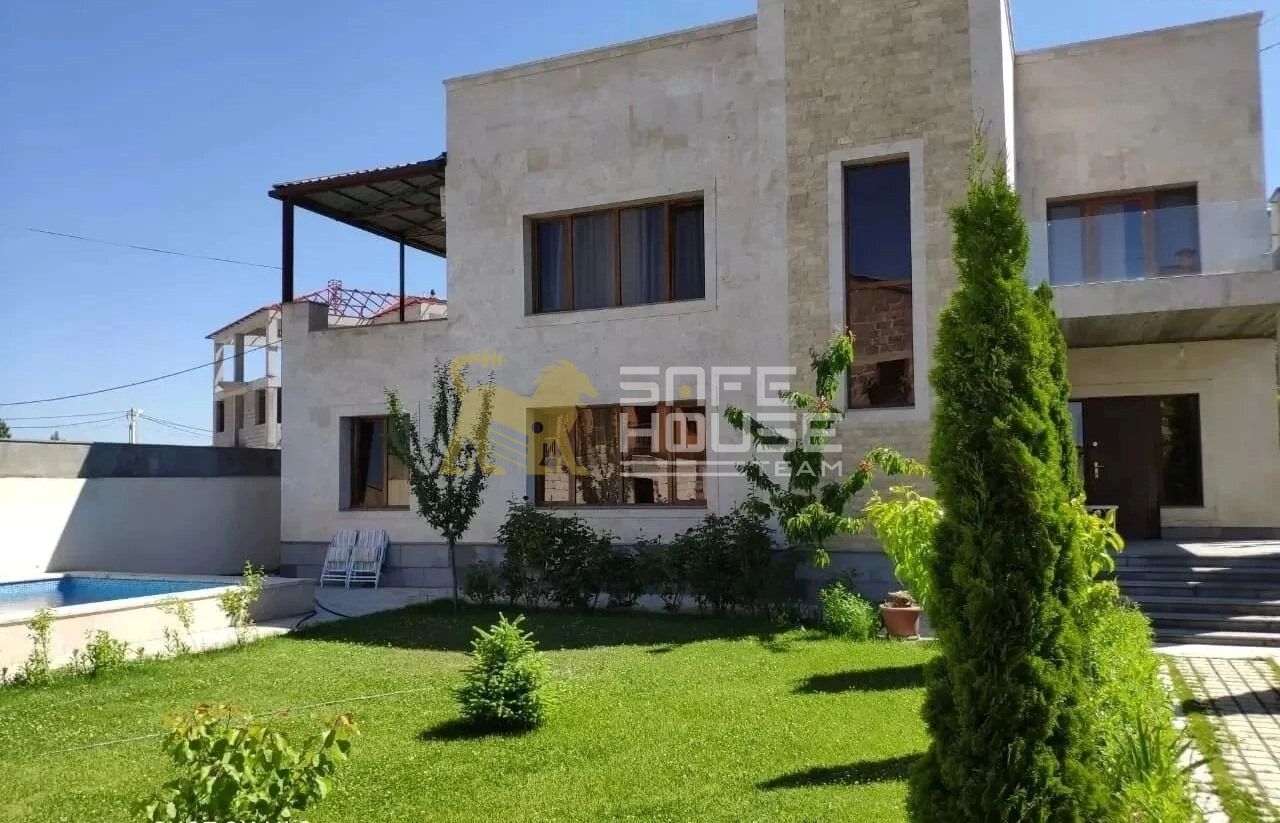 Վաճառքի գեղեցիկ առանձնատուն