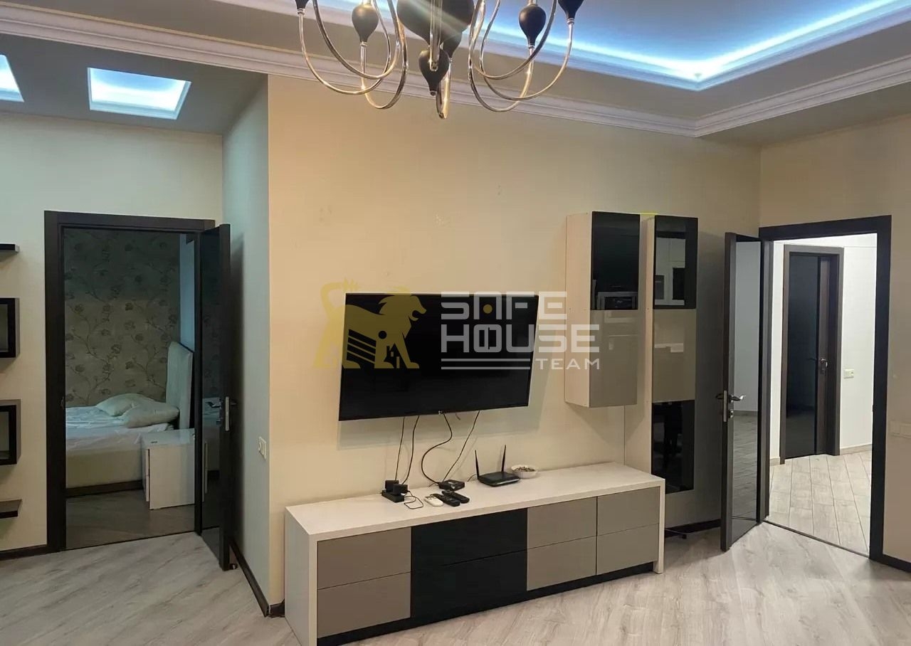 Վաճառքի 3 սենյականոց բնակարան 