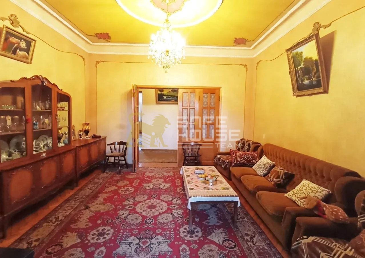 Վաճառքի 3 սենյականոց բնակարան