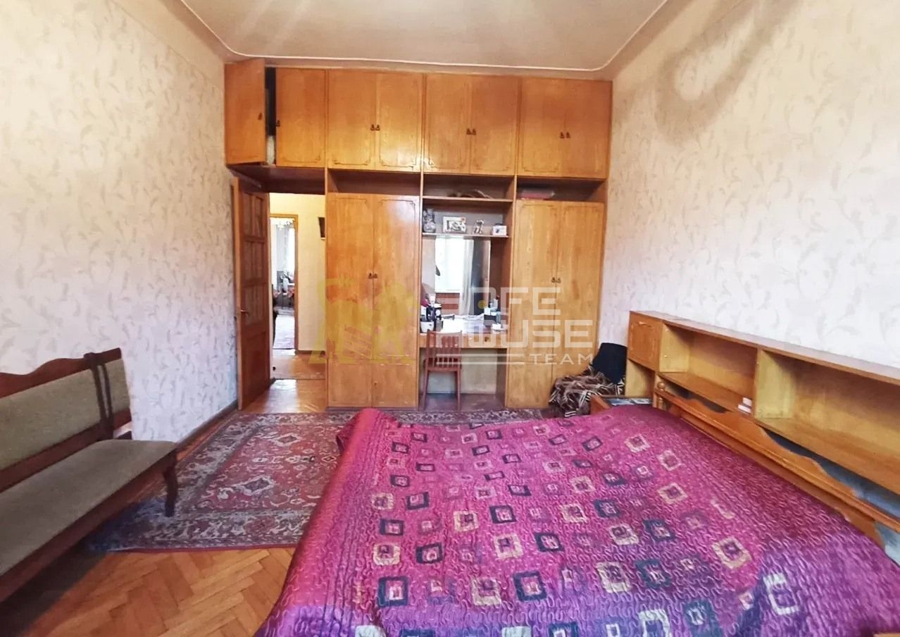 Վաճառքի 3 սենյականոց բնակարան