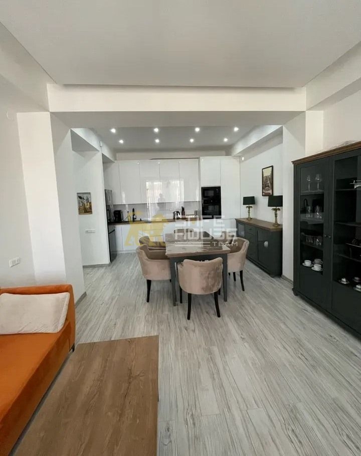 Վարձակալության 3 սենյականոց բնակարան