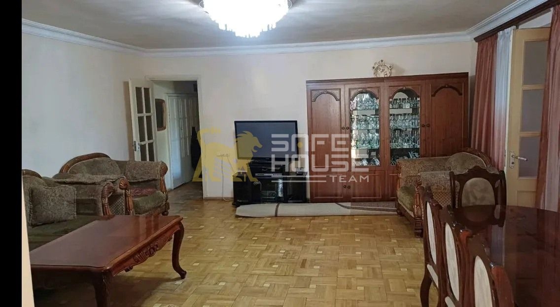 Վաճառքի 3 սենյականոց բնակարան