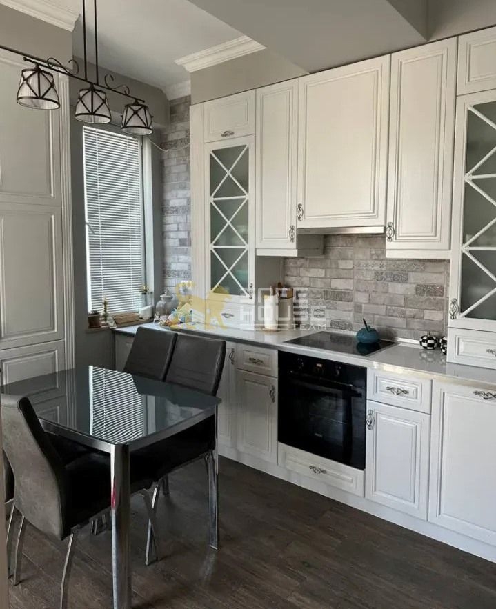 Վարձակալության 3 սենյականոց բնակարան