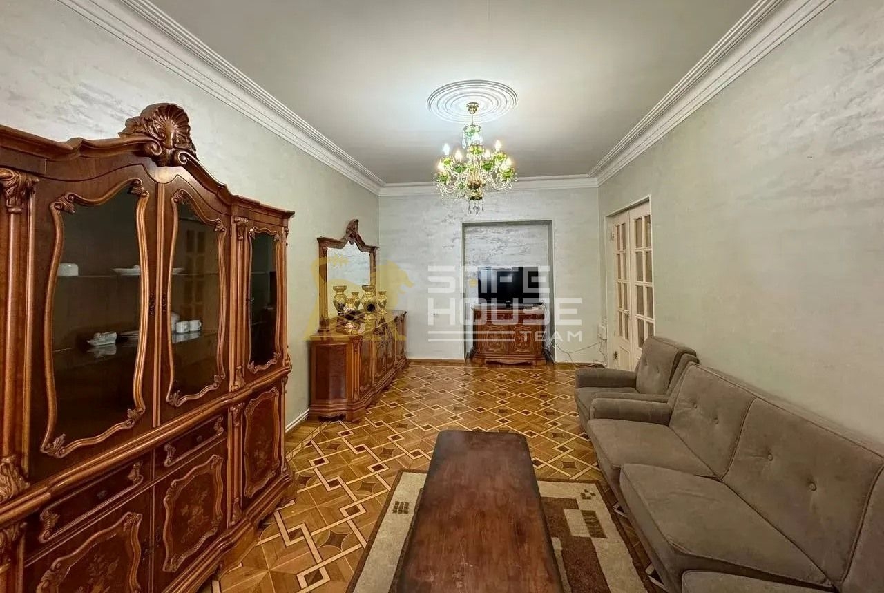 Վաճառքի 3 սենյականոց բնակարան