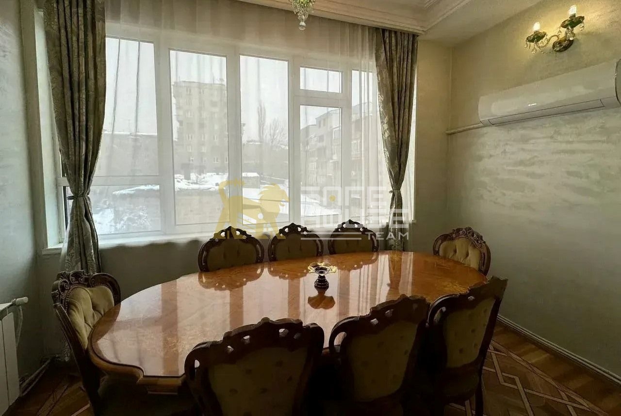 Վաճառքի 3 սենյականոց բնակարան