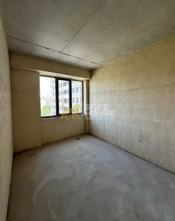 Վաճառքի 2 սենյականոց բնակարան