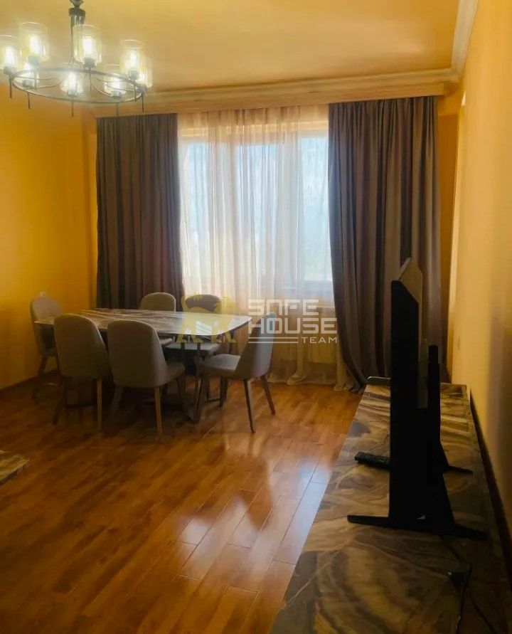 Վարձակալության 3 սենյականոց բնակարան