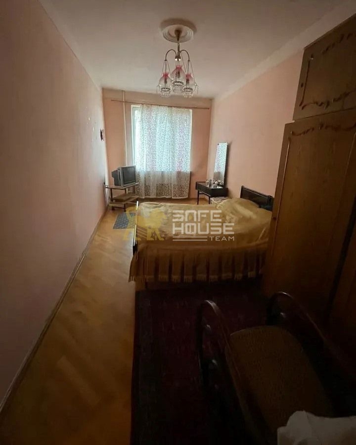 Վաճառքի 3 սենյականոց բնակարան 