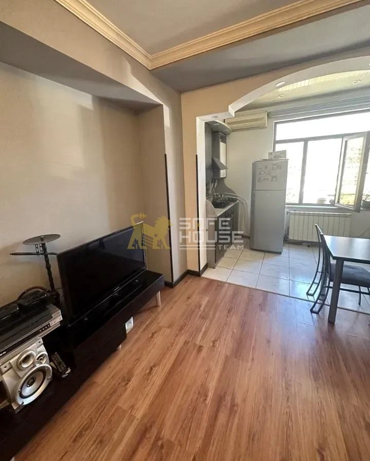 Վաճառքի 3 սենյականոց բնակարան