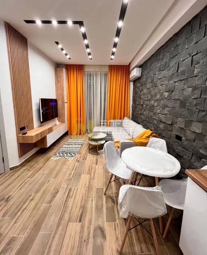 Վարձակալության 2 սենյականոց բնակարան
