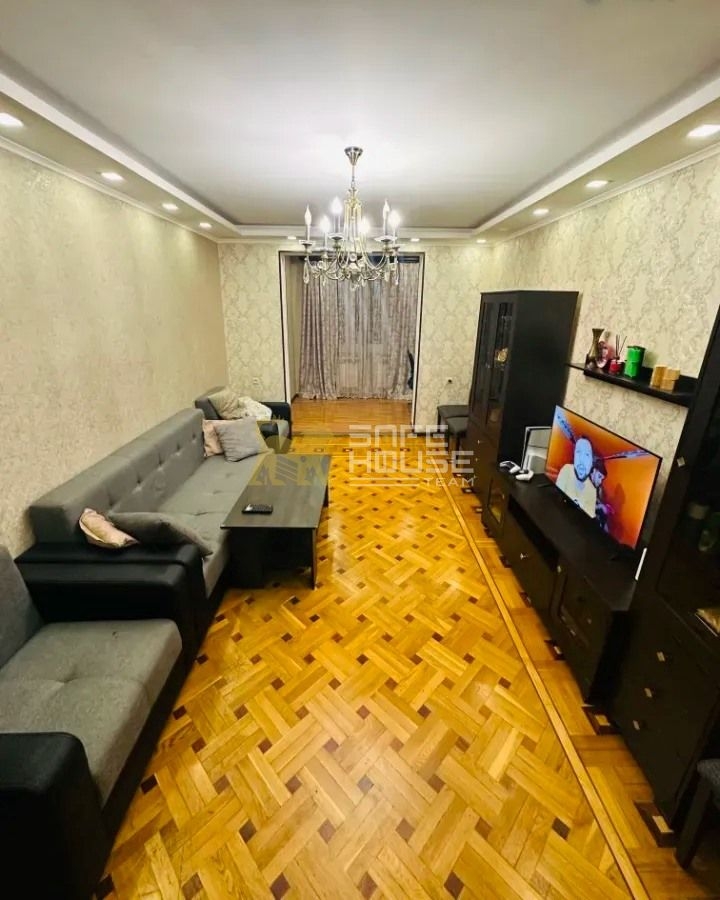 Վաճառքի 3 սենյականոց բնակարան 
