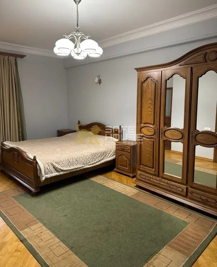 Վաճառքի բնակարան Կենտրոնում 