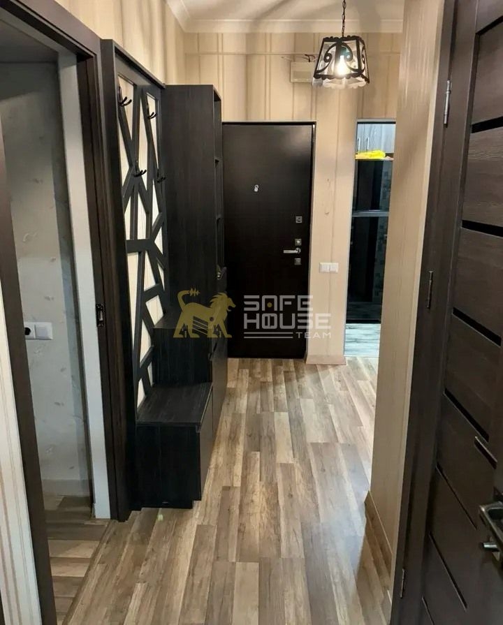 Վարձակալության 4 սենյականոց բնակարան