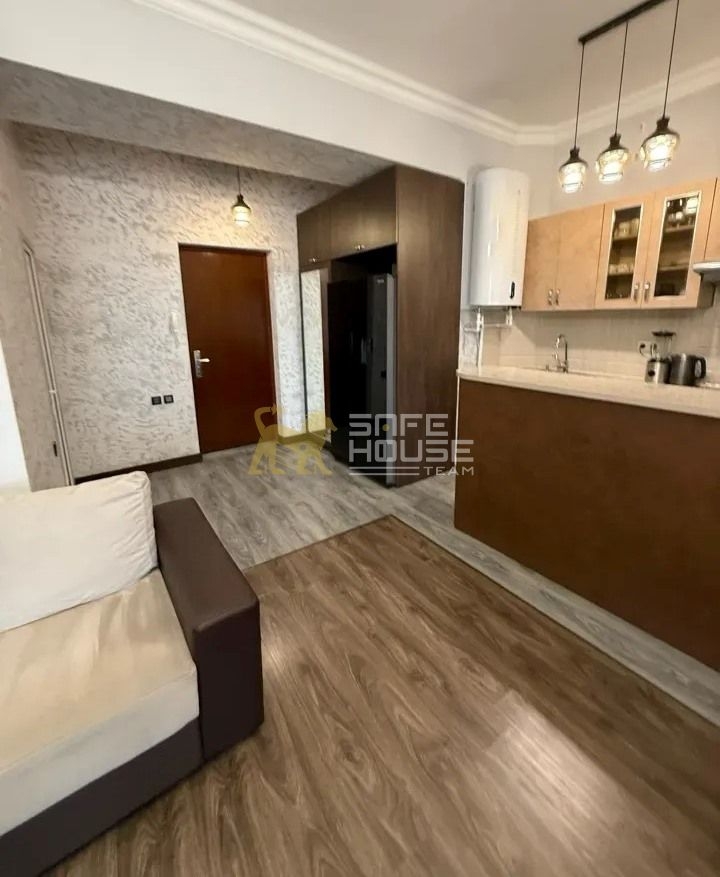 Վարձակալության 3 սենյականոց բնակարան